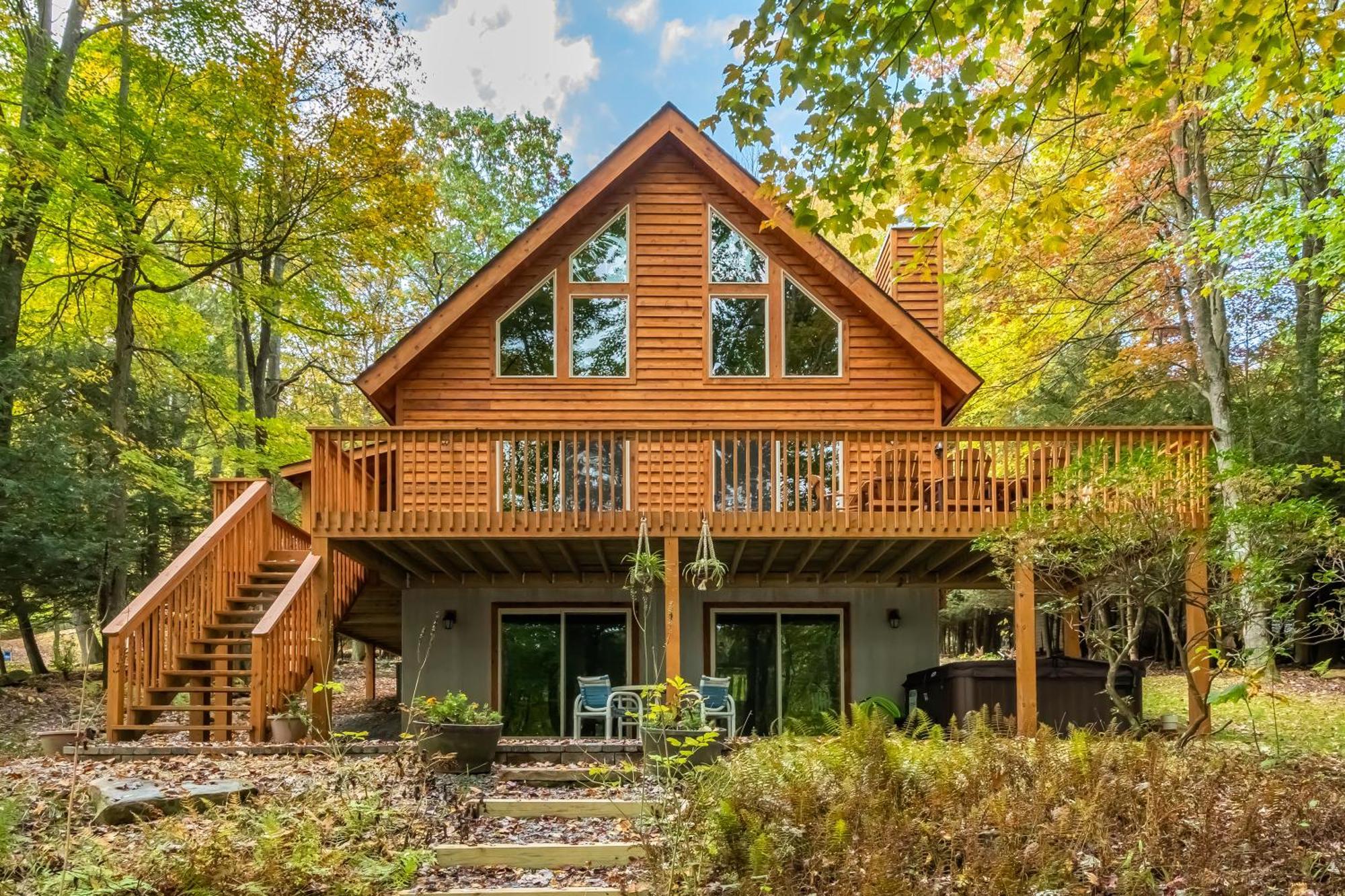 Maplewood Cottage McHenry Exterior photo